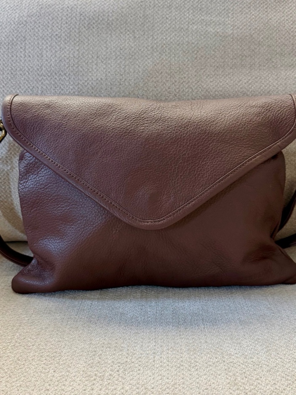 WANDERERS TRAVEL CO. THE MARSEILLE CROSSBODY CLUTCH